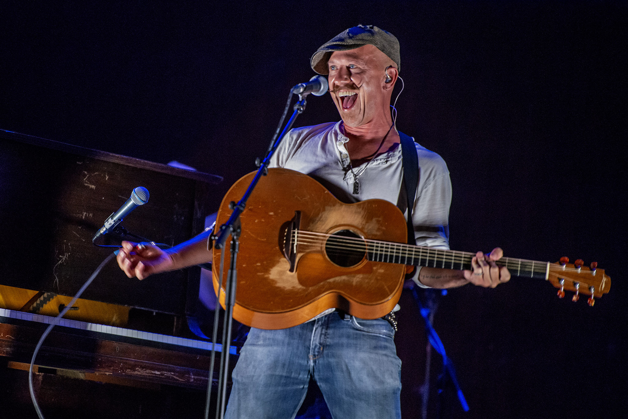 Audience at a Foy Vance concert